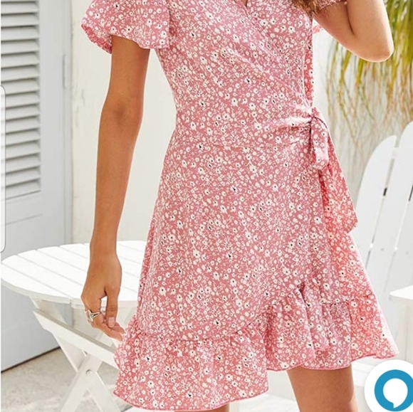 💐FLORAL WRAP AROUND DRESS 💐 - Picture 2 of 7